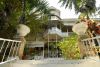 Filename=haiti_maison_gingerbread16.jpg
Filesize=69KB
Dimensions=601x403
Date added=Jul 13, 2008 haiti_maison_gingerbread16.jpg